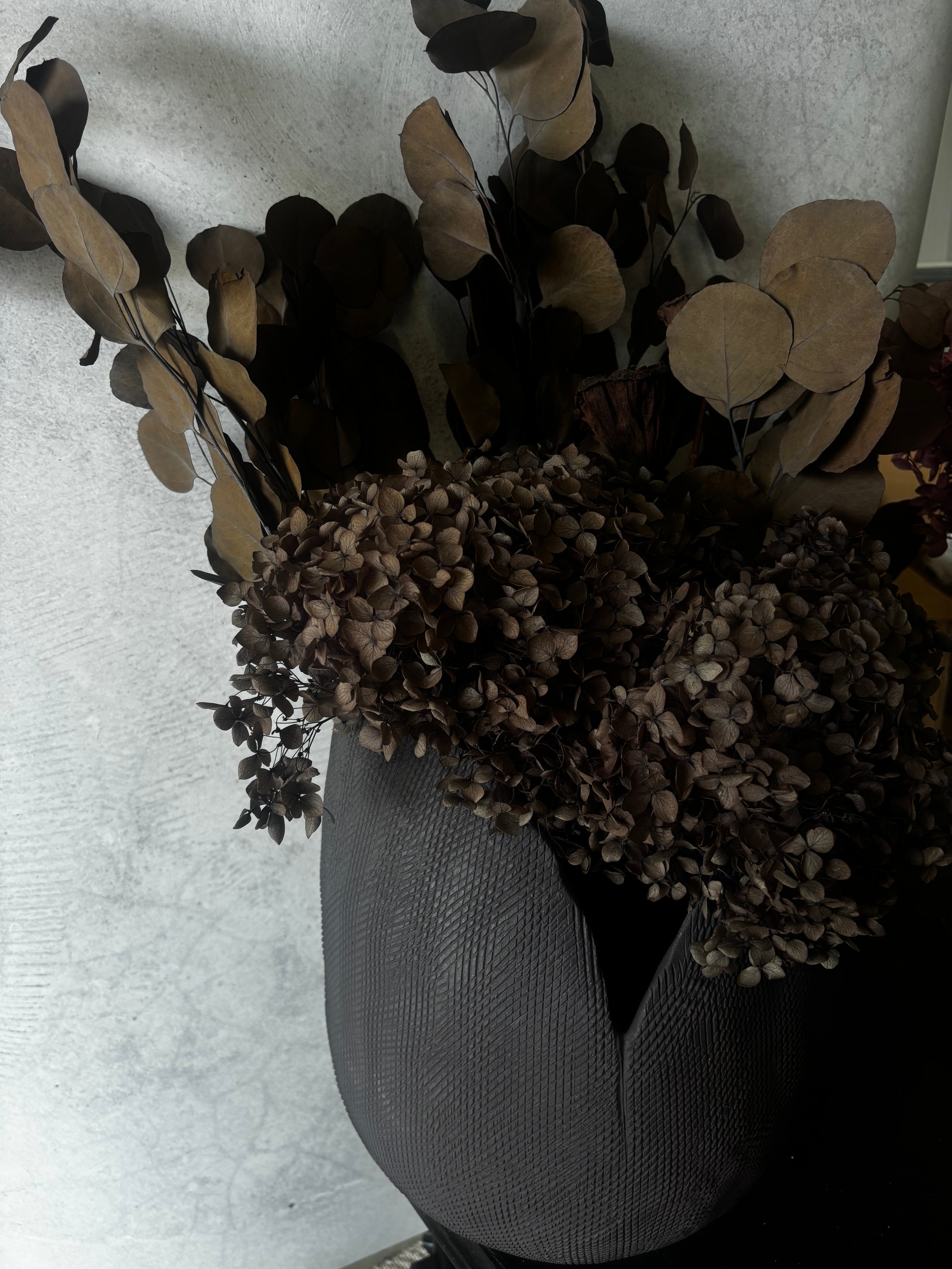 Preserved Arrangements