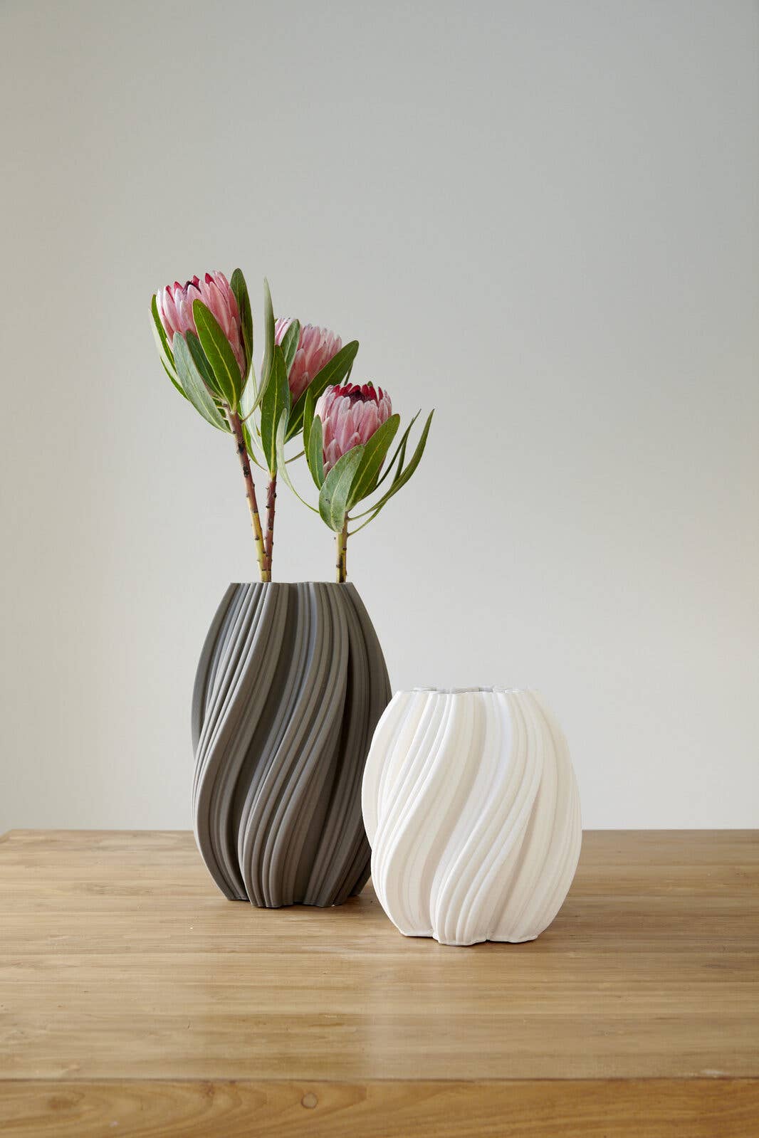 EMMA White Vase 21cm